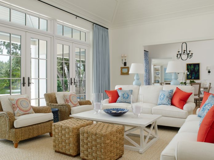 McManus03_Livingroom01