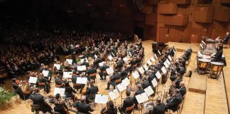 Indian River Symphonic Association welcomes conductor Nayden Todorov and the Sofia Philharmonic Orchestra. Photo by Vasilka Balevska