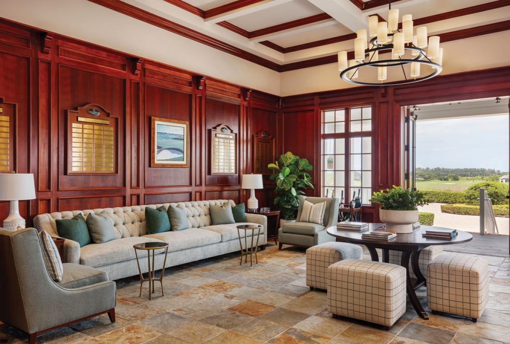 The Quail Valley golf clubhouse underwent a nine-month renovation that reimagined the space for members to gather, dine, and relax in the new layout. Photo by Nickolas Sargent Photography